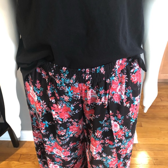 Torrid wide leg sheer pants - Picture 3 of 5